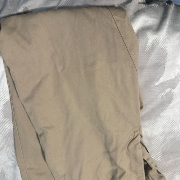 Men’s Classic Khakis‎ 34x30 great condition. Jos A Bank. Straight leg. - Picture 5 of 7